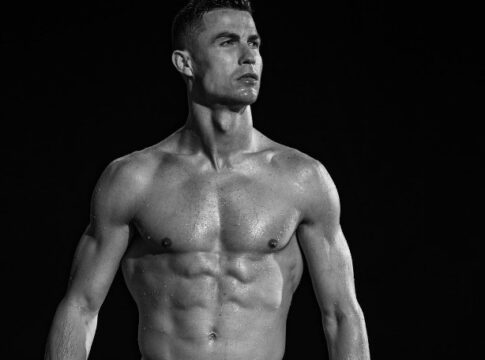 Cristiano Ronaldos height weight