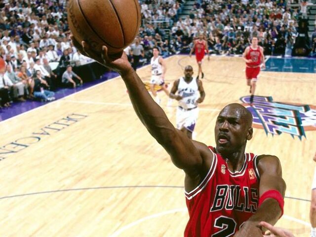 Michael Jordan - Biggest Hands in NBA History
