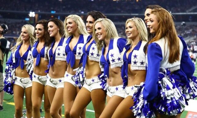 How much do Dallas Cowboys cheerleaders make