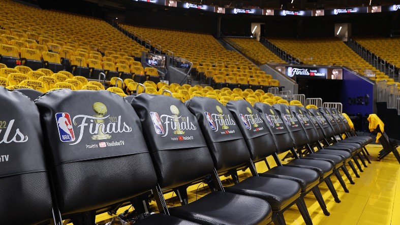 How Much Are Courtside Seats At an NBA Game?