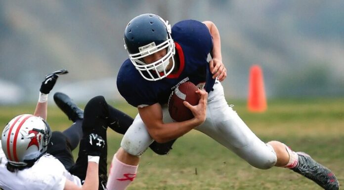 What Is a Tight End in Football?