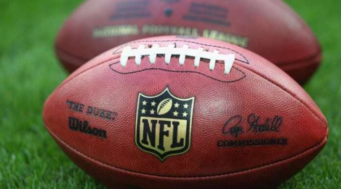 How do the NFL playoffs work?