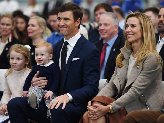 Eli Manning and wife Abby McGrew