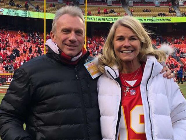 joe montana wife Jennifer Wallace